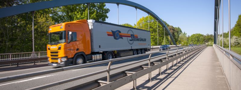 plane brücke frontal 2 plane brücke frontal 2